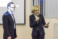 На конкретных примерах эксперты рассказали о возможных направлениях стратегического развития города и сделали ценный подарок в библиотеку АРГО