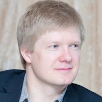 Илья Пономарев